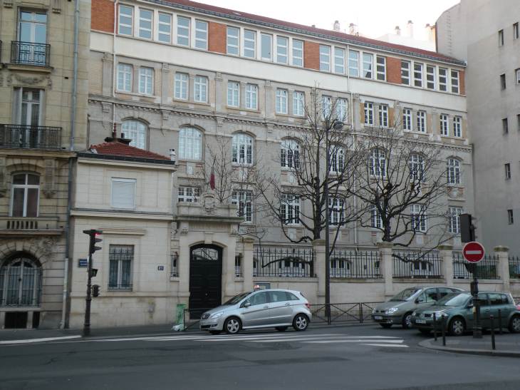  Ecole, Boulevard Raspail